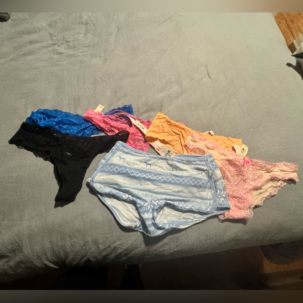 NWT!!! Bundle of 6 Victoria’s Secret underwear / thong, brief, and boy shorts.